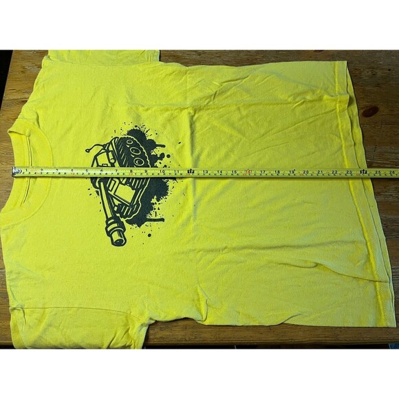 Unique Tank T-Shirt Graphic Print Yellow Military War RC Remote Control Toy - Picture 4 of 4